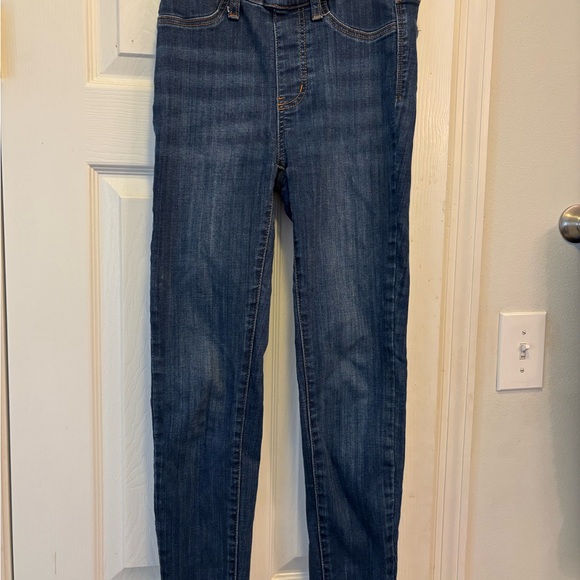 Judy Blue Classic Indigo Jeans - Picture 1 of 4